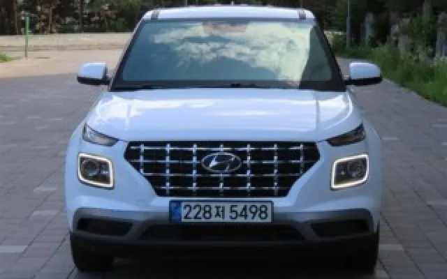 베뉴 중고차 베뉴 1.6 프리미엄 매물 사진 4 - 2023/08 32,867km